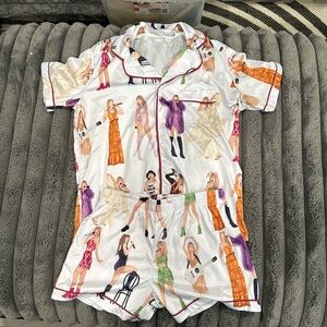 The Eras Tour Taylor Swift Short Pajamas Set, S NEW
